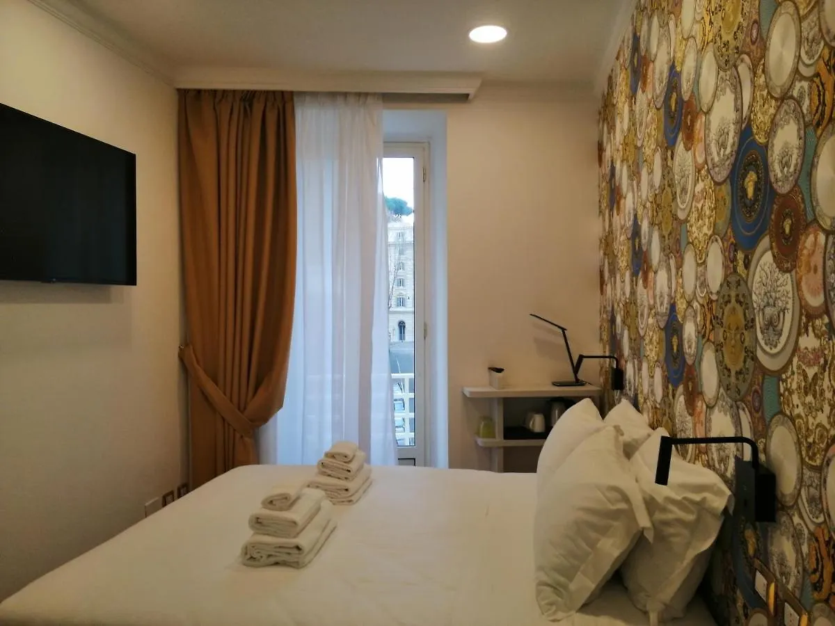 Hotel Cinquantatre Rom 3*,